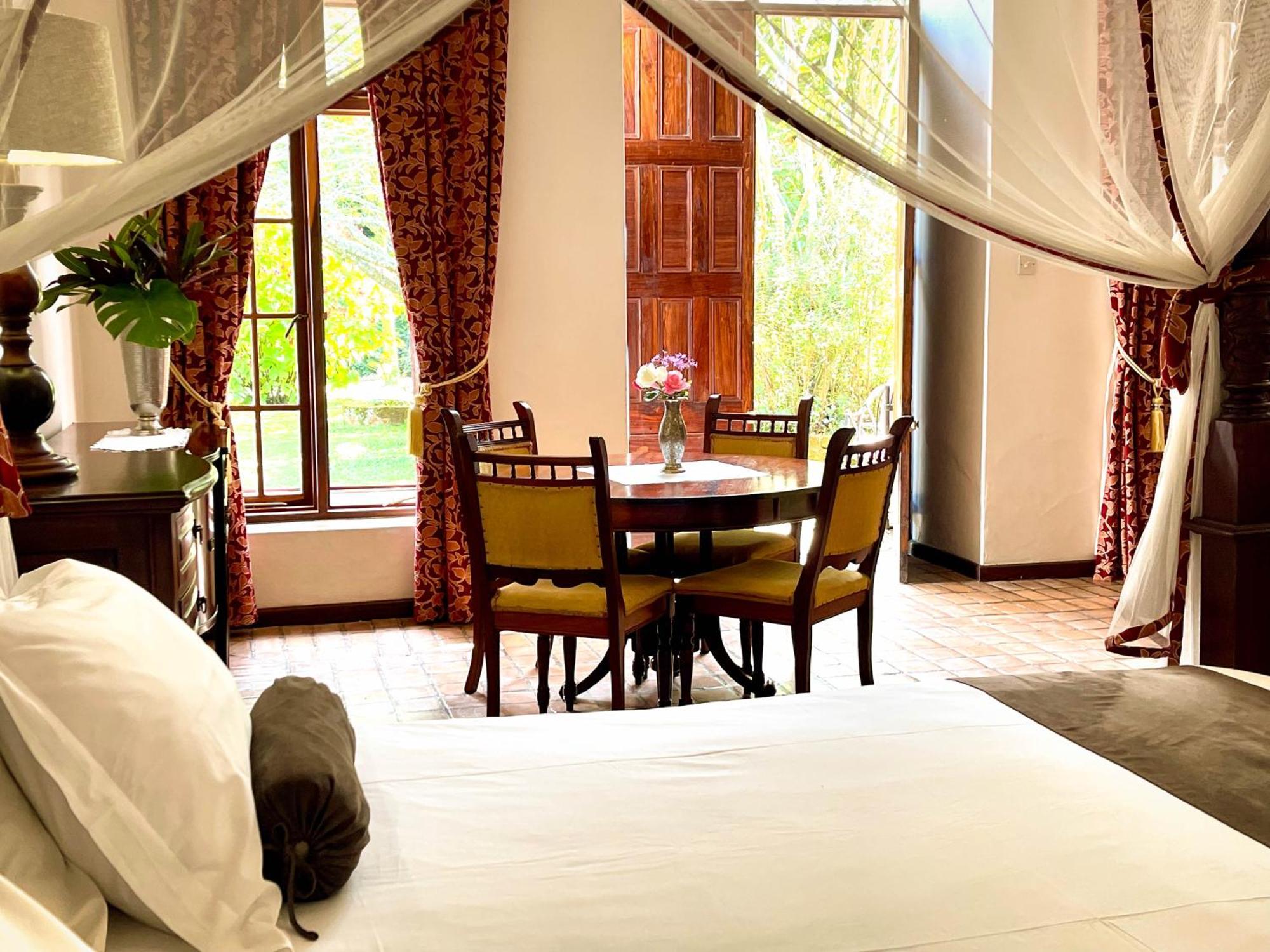 Huntingdon House And Chawani Bungalow Thyolo Екстер'єр фото