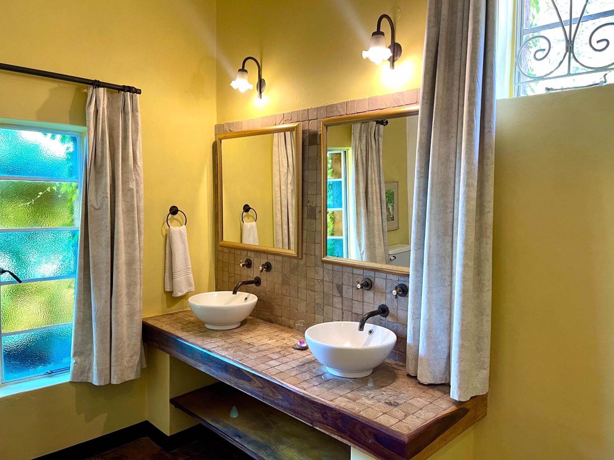 Huntingdon House And Chawani Bungalow Thyolo Екстер'єр фото